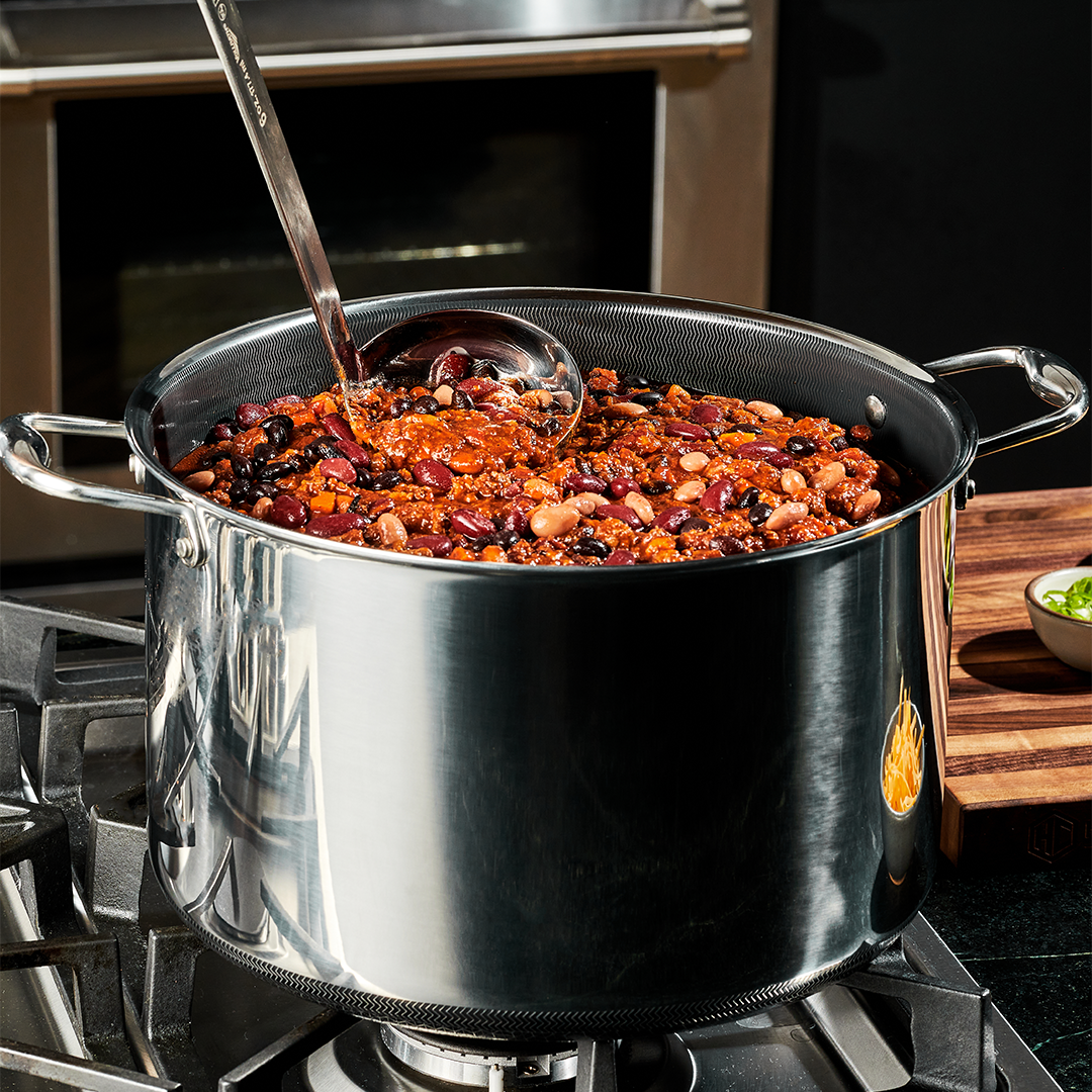 Hybrid Stock Pot with Lid, 12-Qt - Image 9