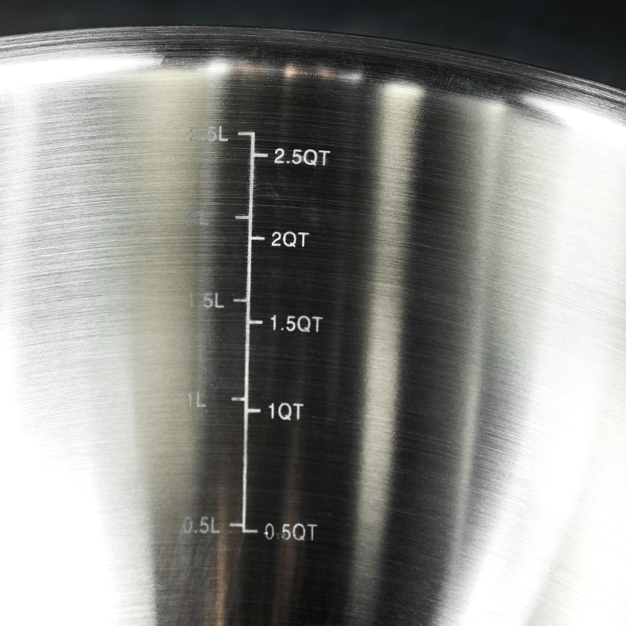 Stainless Mixing Bowl Set with Vacuum Seal Lids, 6-pc - Image 3