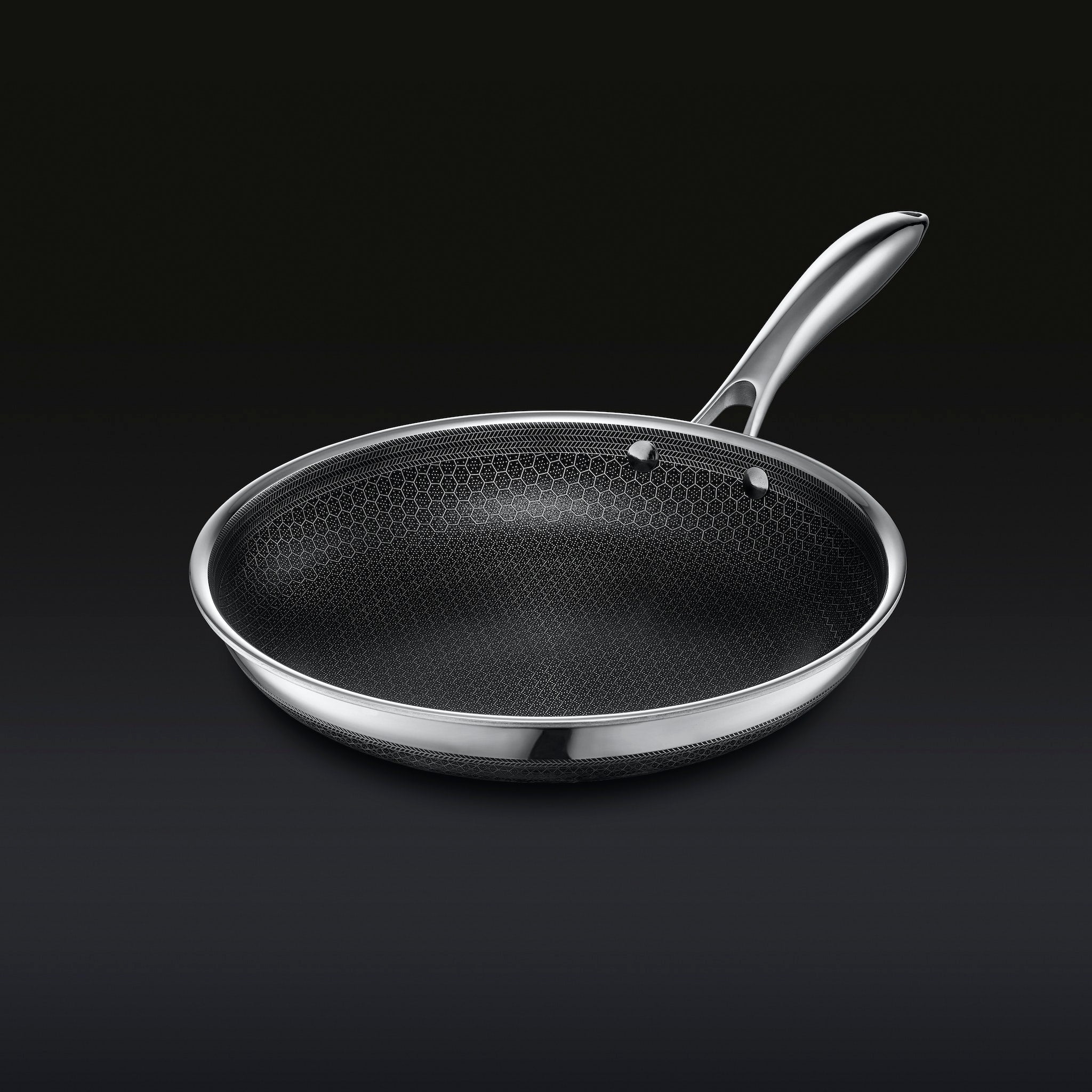 Hybrid Fry Pan with Lid, 10" - Image 3
