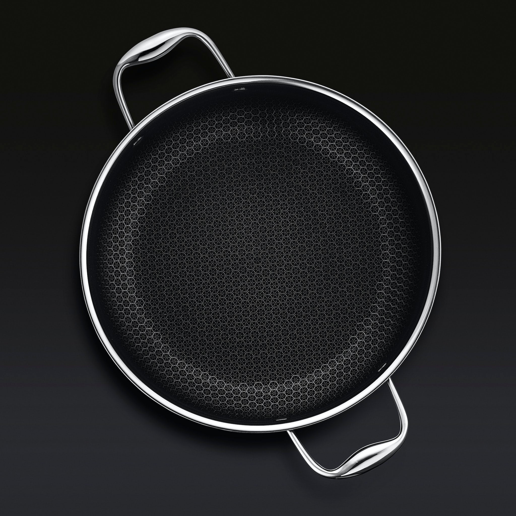 Hybrid Stock Pot With Lid, 8-Qt - Image 5