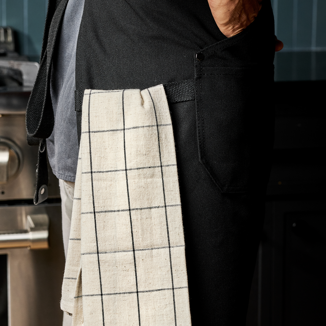 Eco Modern Apron (Onyx) - Image 8